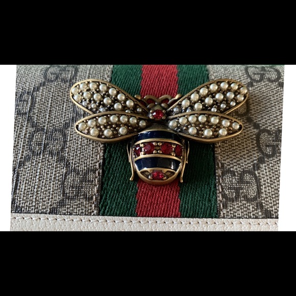 **SOLD**NEW Gucci Margaret Bee Crossbody** - Picture 7 of 8